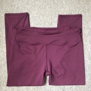 FABLETICS magenta leggings